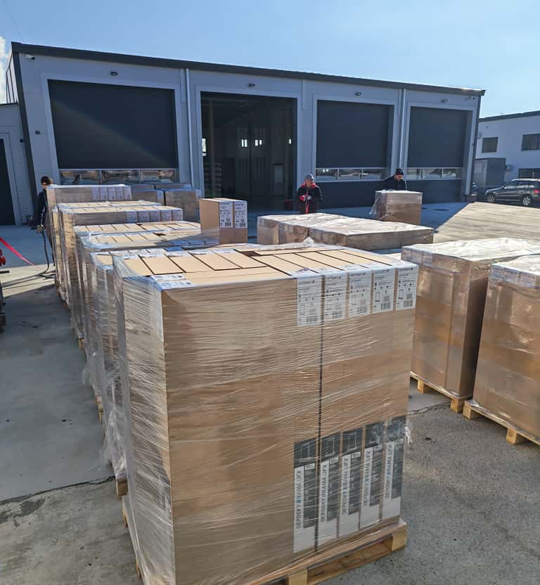 ferestre mansarda disponibile din stoc